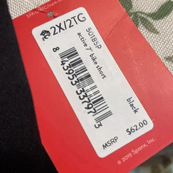 ⭐️ Pair of SPANX ⭐️ - Picture 6 of 6